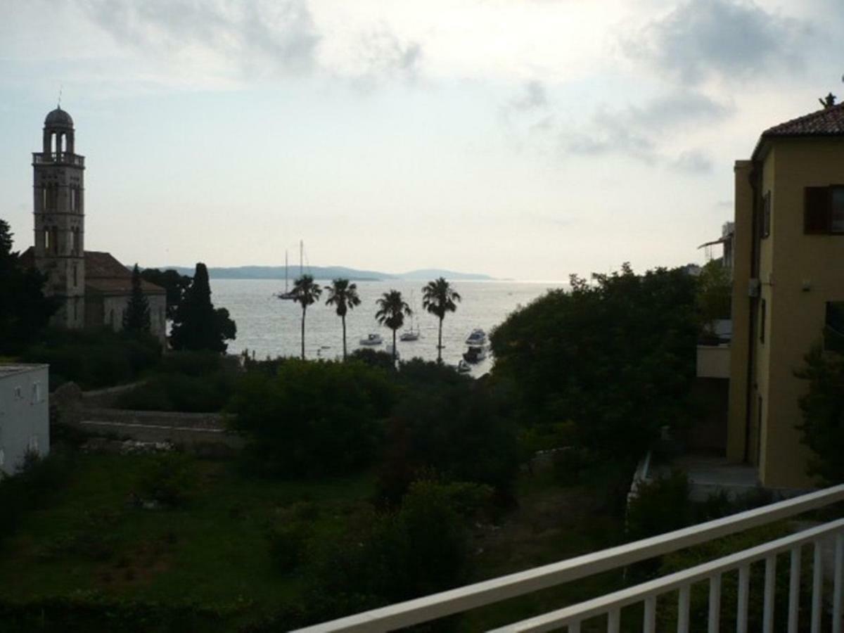 Apartmani Sulic Hvar Island エクステリア 写真