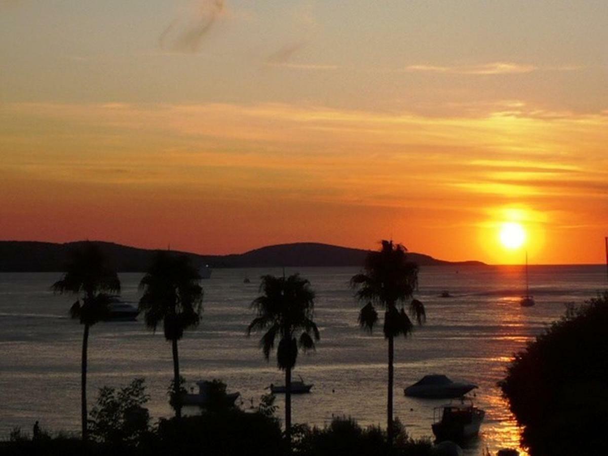 Apartmani Sulic Hvar Island エクステリア 写真