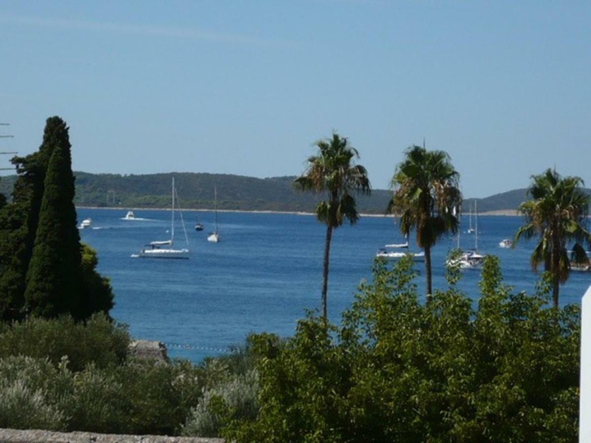 Apartmani Sulic Hvar Island エクステリア 写真